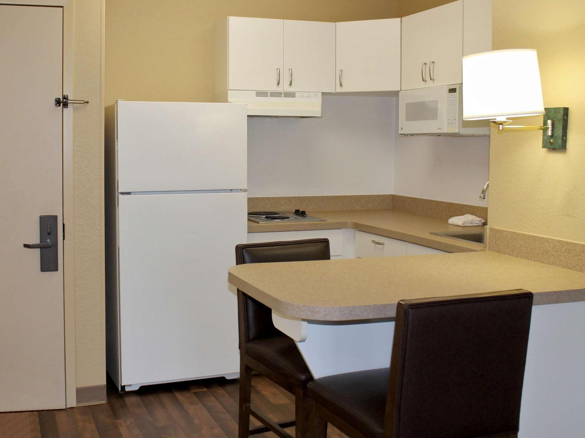 Extended Stay America Select Suites - Chicago - Vernon Hills - Lincolnshire Mettawa Ngoại thất bức ảnh